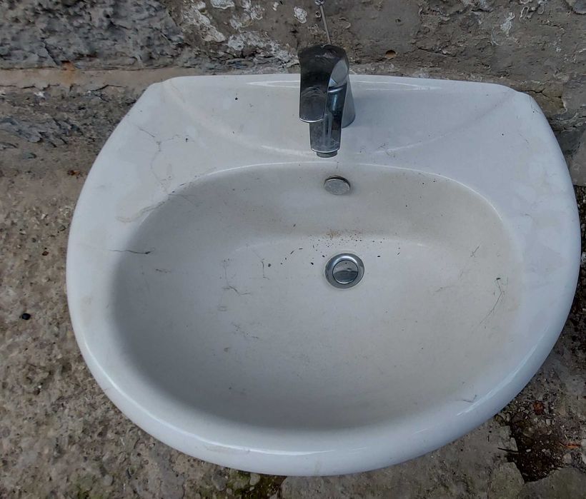 Lavoare baie cu semipicor