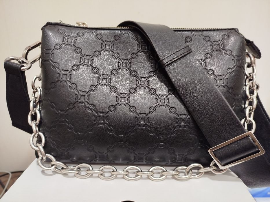 Mango черна и бяла чанта