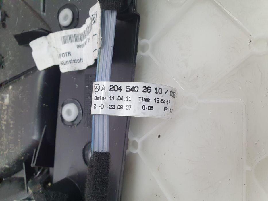 Fata de usa dreapta spate a2045402610 Mercedes-Benz C-Class W204/S204