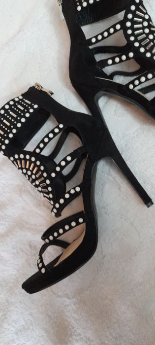 Sandale foarte elegante