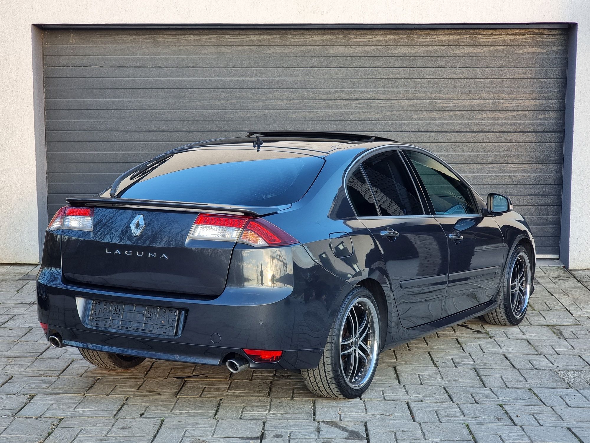 Renault Laguna GT 2.0 DCI 173 CP / Trapa / Bi-xenon/ Keyless