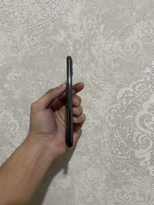 iPhone 11 pro 64GB LL/A