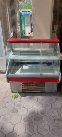 Vitrina Haladilnik Холодильник продаётся