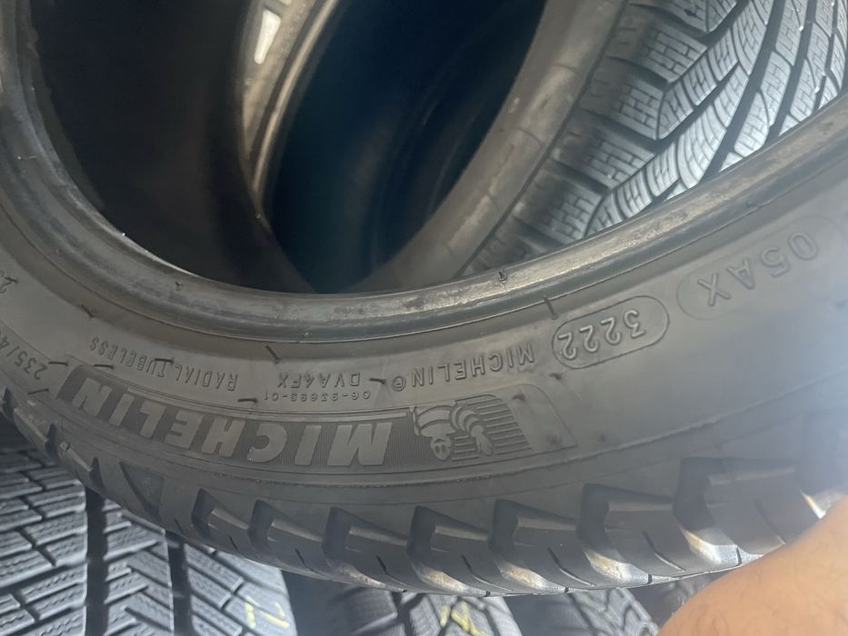 Anvelope 235/40/18 Michelin M+S set 4 buc