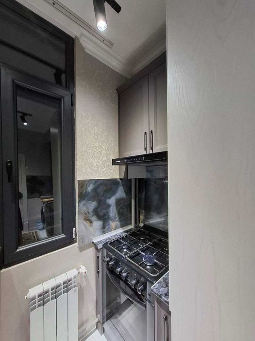 срочно продажа ЖК Palazzo за ТТЗ базар 2/2/8  -  45кв м