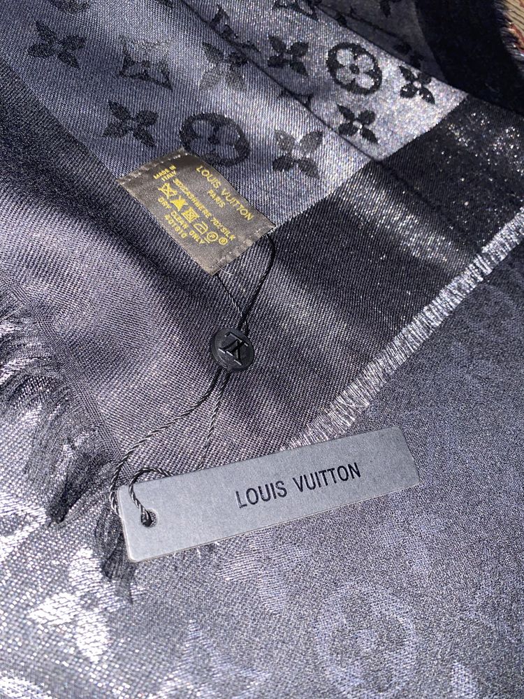 Louis Vuitton Scarf