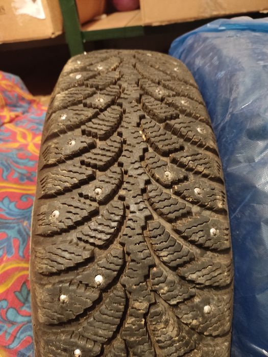 Продам шипованную липучка!!!