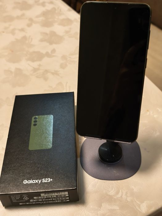 Samaung Galaxy s23 plus