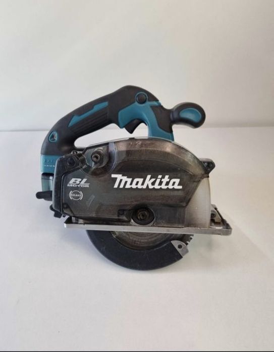 Makita DCS553 – Fierăstrău circular pentru metal (18V LXT)

Vând fieră