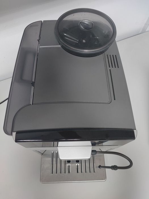 Espresor Siemens EQ6 seria 300 cu dispozitiv spumare lapte