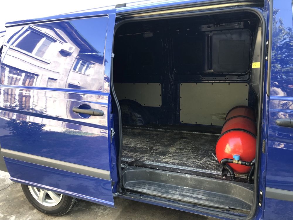 Mercedes-Benz vito long сотилади 2012 йил гази бор