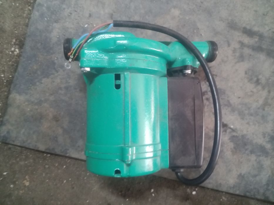 Насос циркуляционный, водопровод