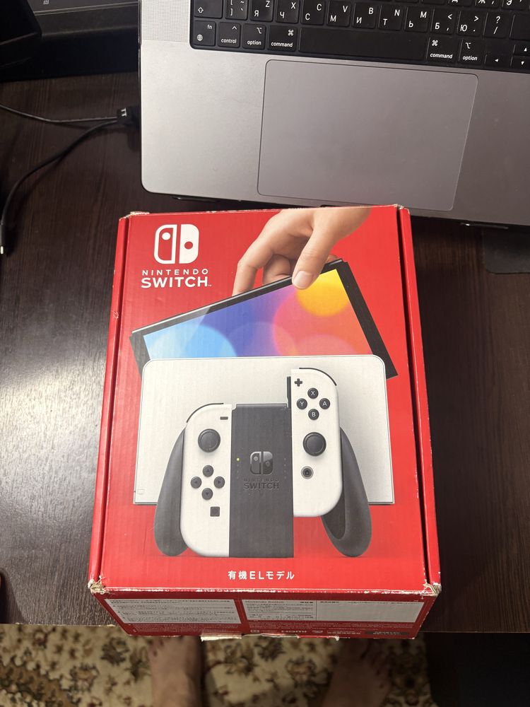Nintendo Switch Oled (торг уместен)