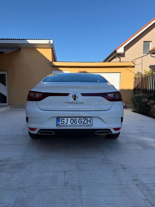 Renault Megane Sedan 2025 / in Garantie