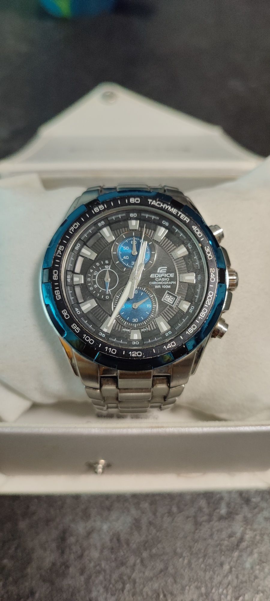 Casio Edifice мъжки часовник.