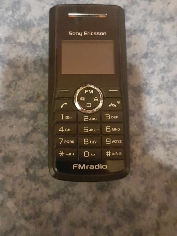 Raritate Sony Ericsson J120i FM Radio ca nou