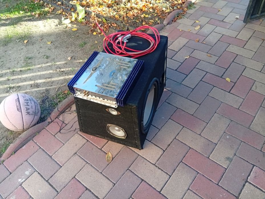 Vând tub de bass auto