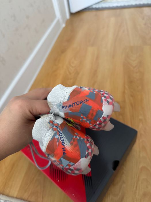 Бутсы футбольные butsi fudbolga