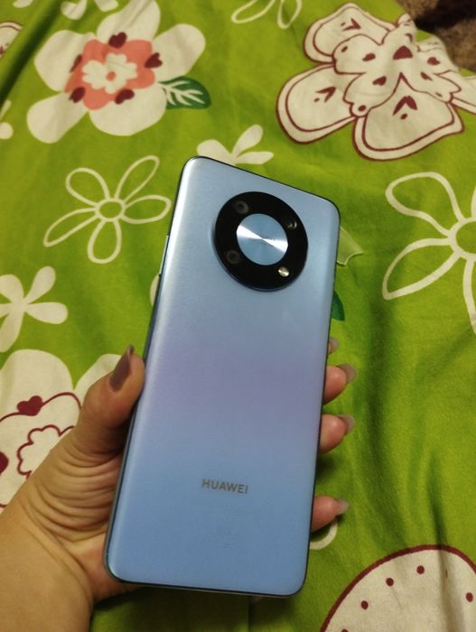 Telefon HUAWEI novo Y 90