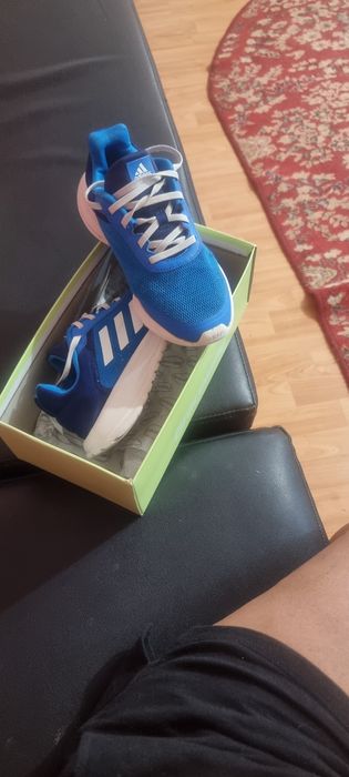 Adidasi originali