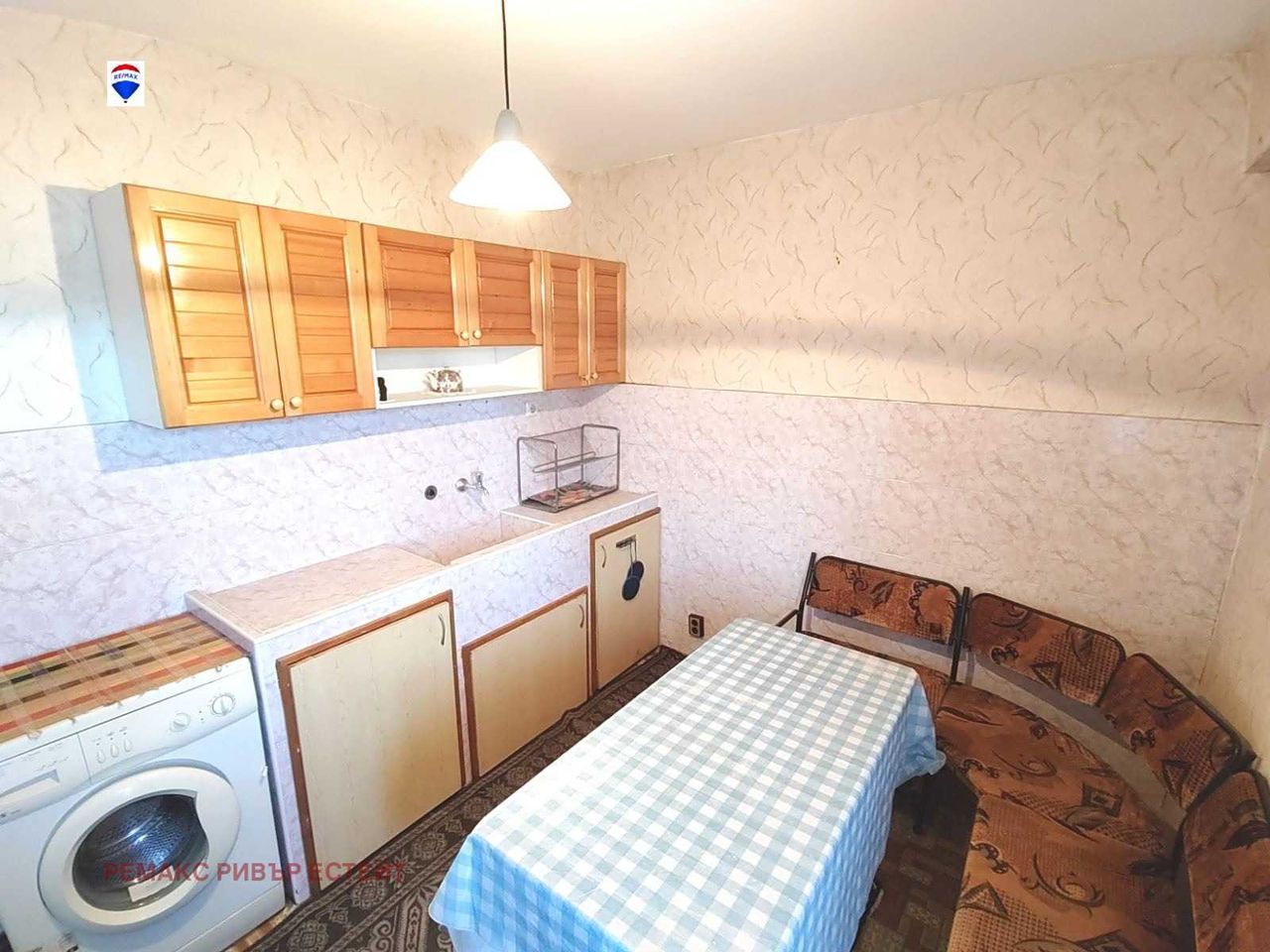 Продава се Тристаен апартамент в Русе, Родина 2 - 80 кв.м за 975 €/кв.м - Снимка #8