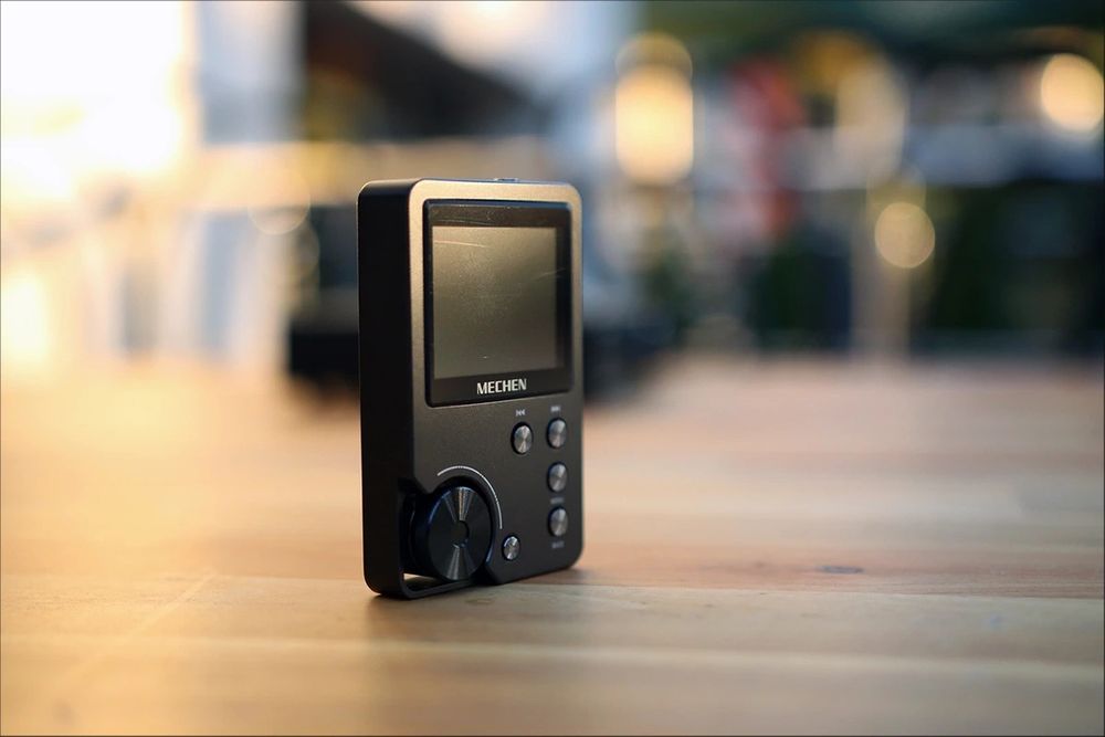 Hi fi audio player Mechen M30/ Hi fi earphones KZ ZAR