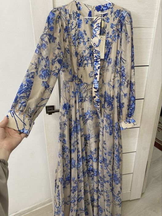 Брендовый платье на вечер