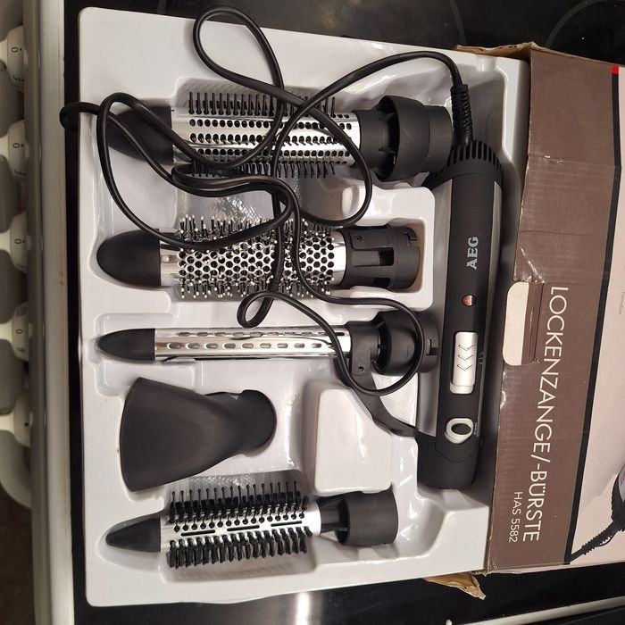 Сешоар,четка,маша Аег 4в1 1000W внос от Германия