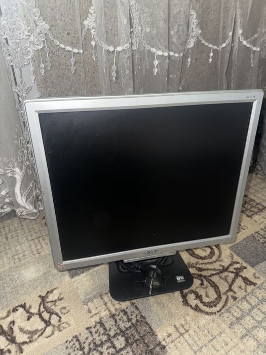 Монитор Acer рабочий