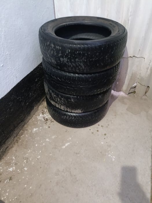 Зимние шины Michelin 235/60/18