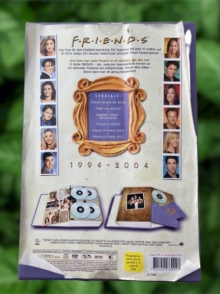 Колекционерски албум FRIENDS Superbox (Сезони 1 до 10) (41 DVD) DVD