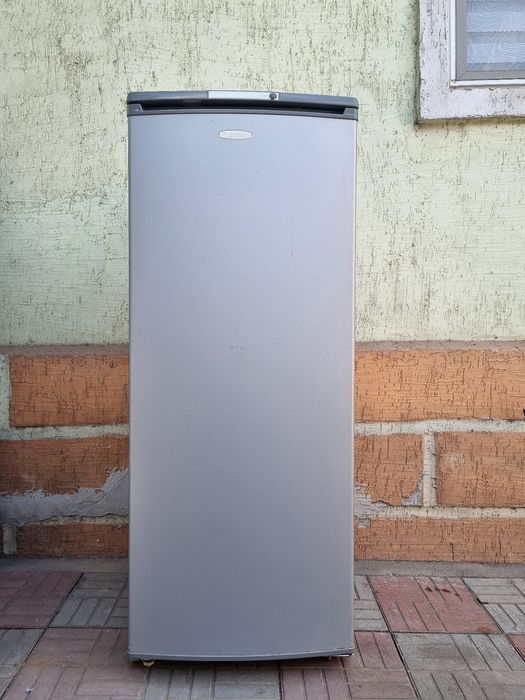 Холодильник Бирюса