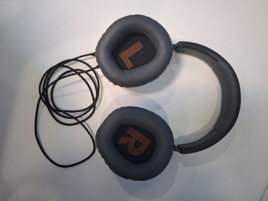 Jbl слушалки НОВИ