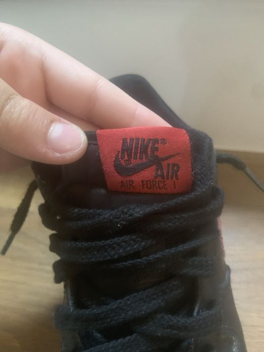 Nike air force 1 rosu-negru nr 38