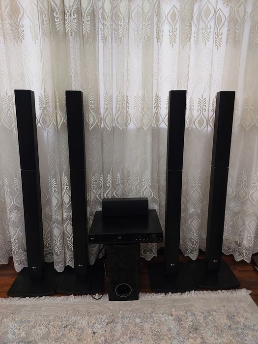 продаётся музыкальный центр