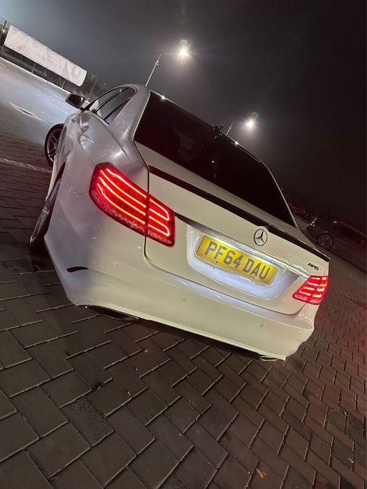 Vând/Schimb Mercedes E220d AMG EDITION 2015 pe dreapta