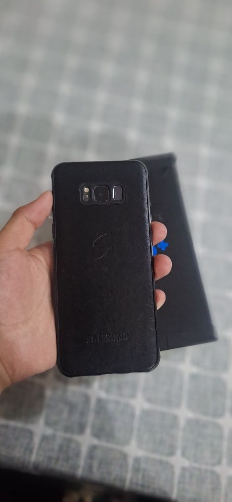Samsung  Galaxy s8 plus