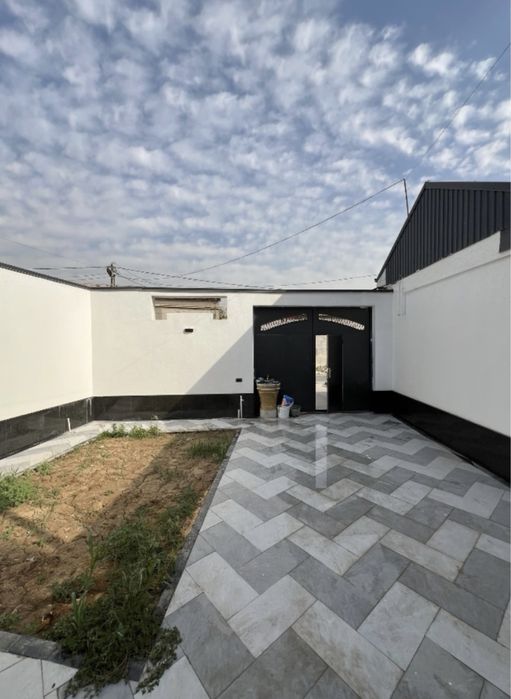 Срочно сотилади  4хона 1.8 сотих 9 метро бекати