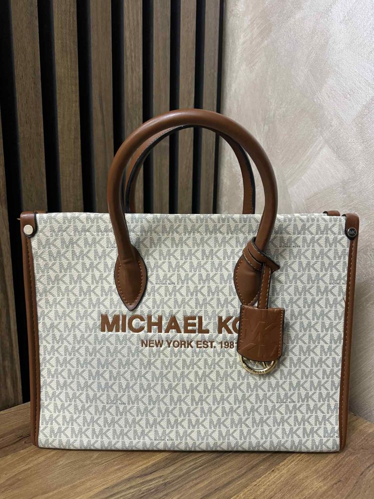 Чанта Michael Kors
