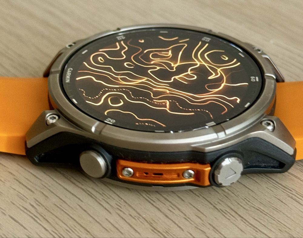 Часовник Garmin Fenix 8