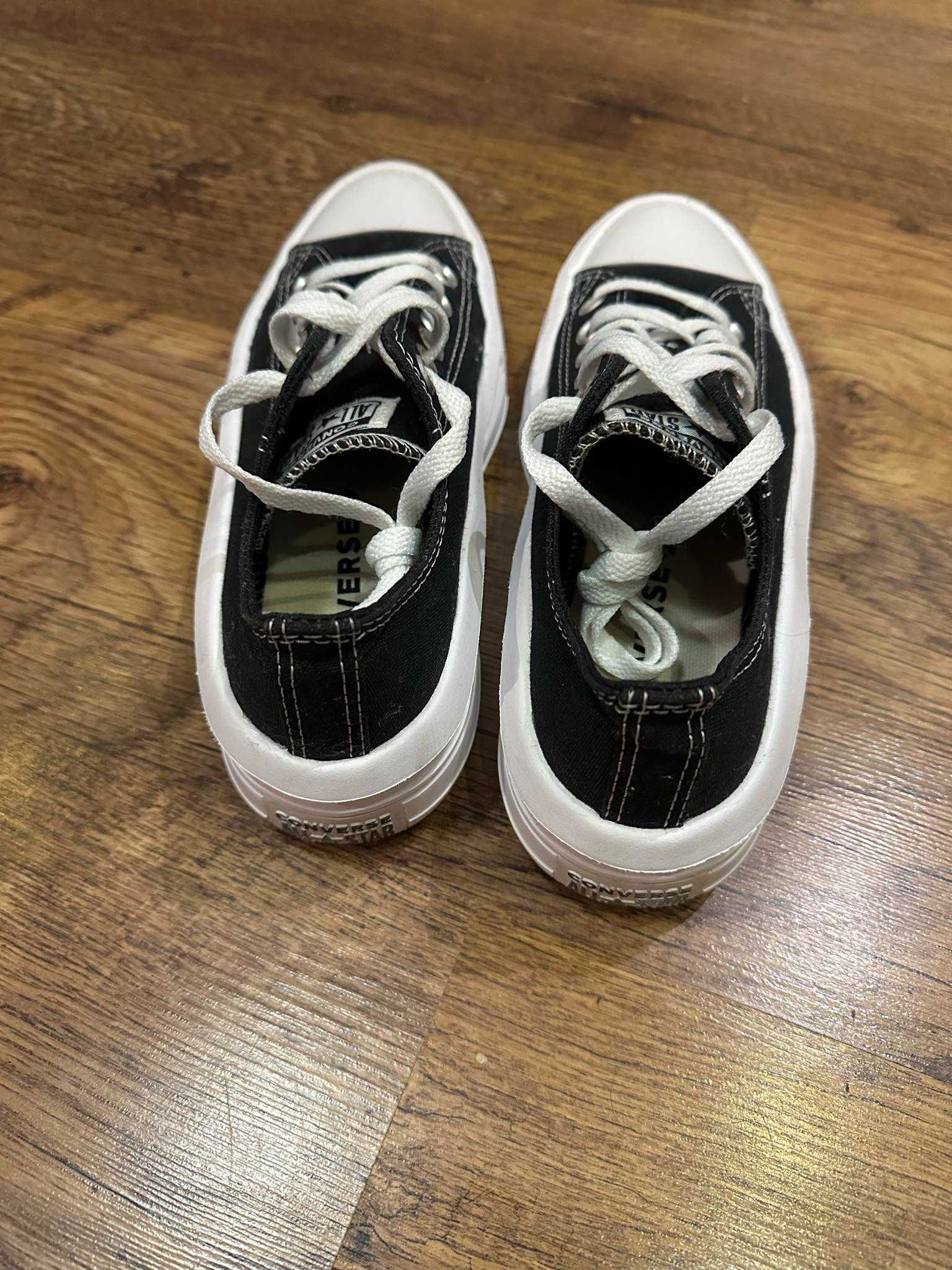 Дамски обувки converse