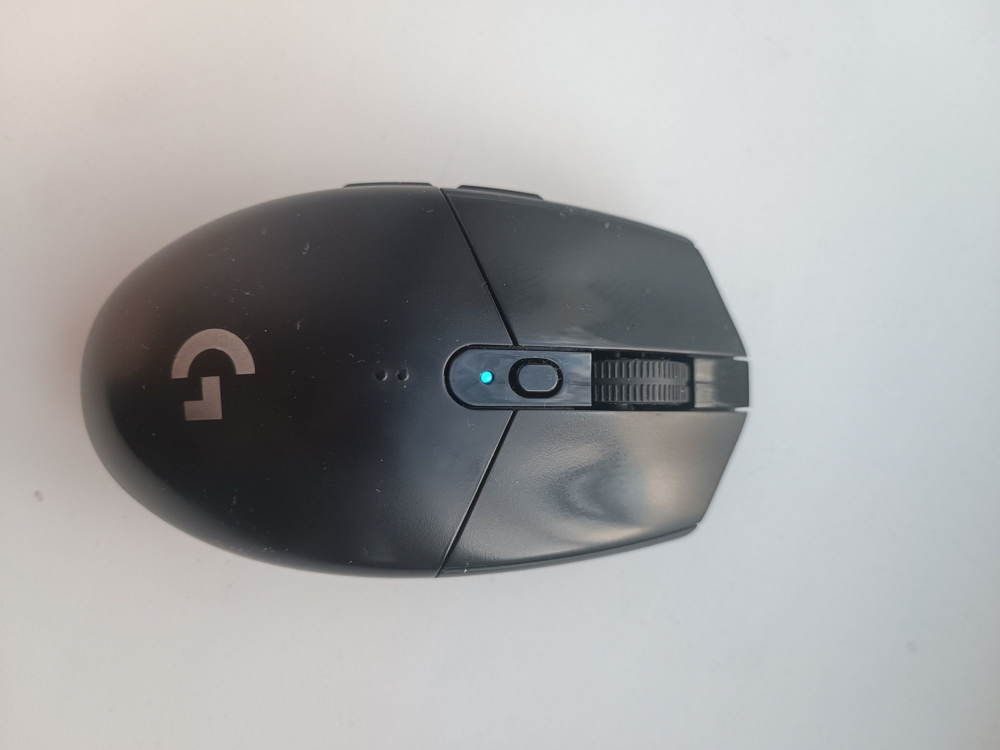 Продам мышку Logitech