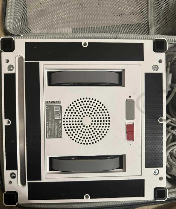 Робот за миене на прозорци Xiaomi Hutt W66 за сухо и мокро почистване