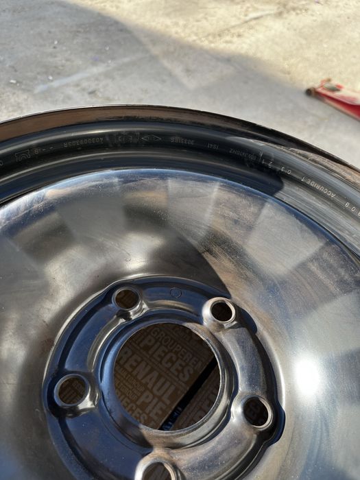 Set 4 Jante tabla R16 5x114.3 - Renault 2022.