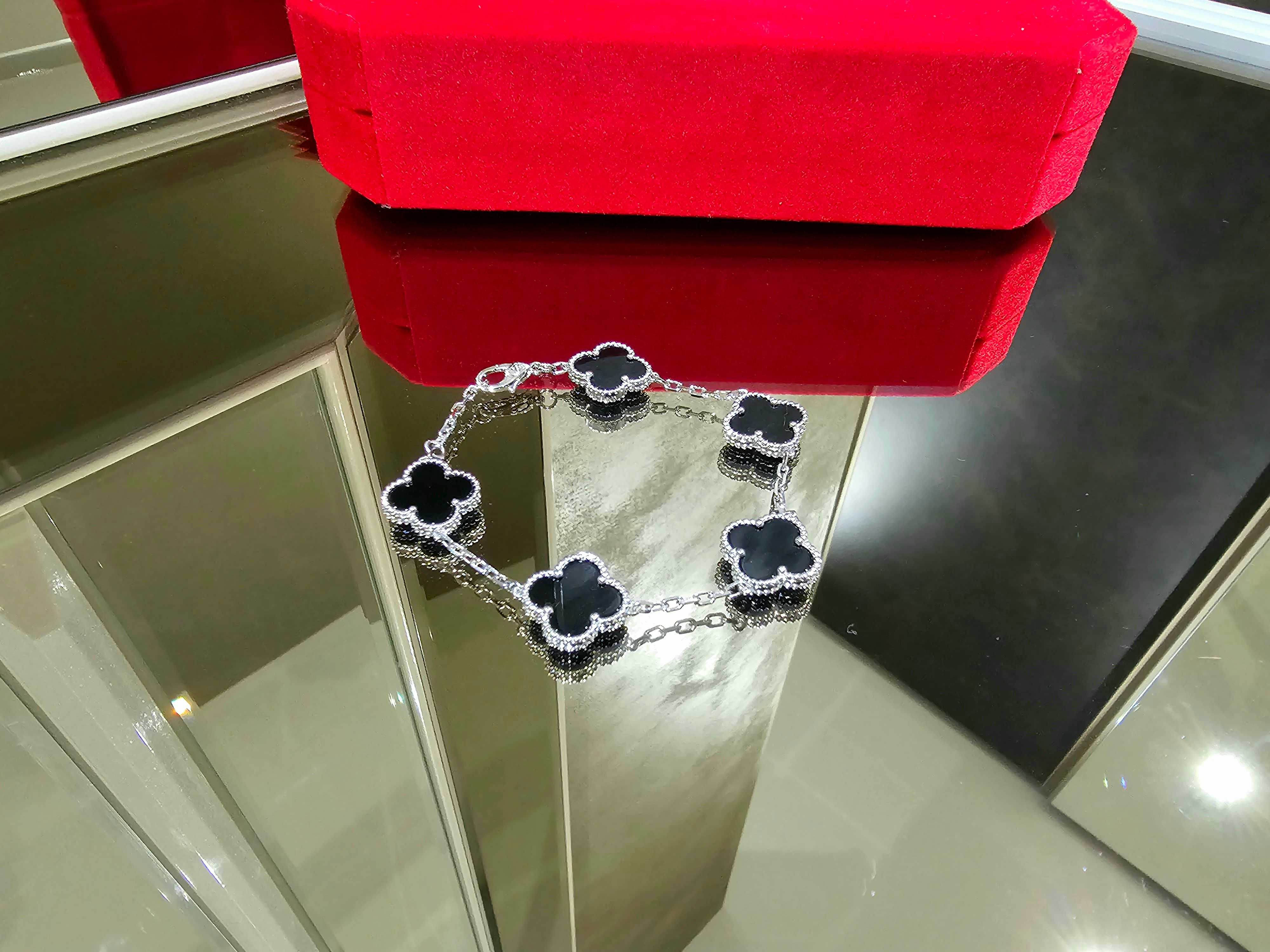 Van Cleef & Arpels VCA Silver Black 5 Motifs Alhambra Дамска Гривна