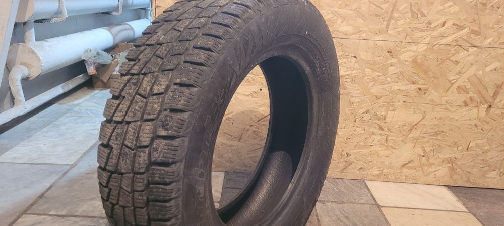 Автошина липучка зимняя