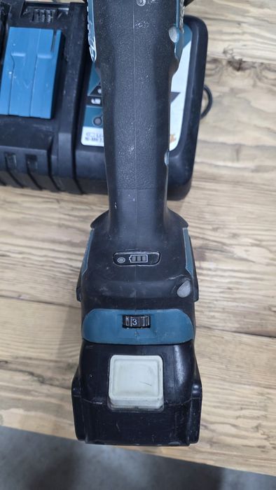 Ъглошлайф Makita DGA511