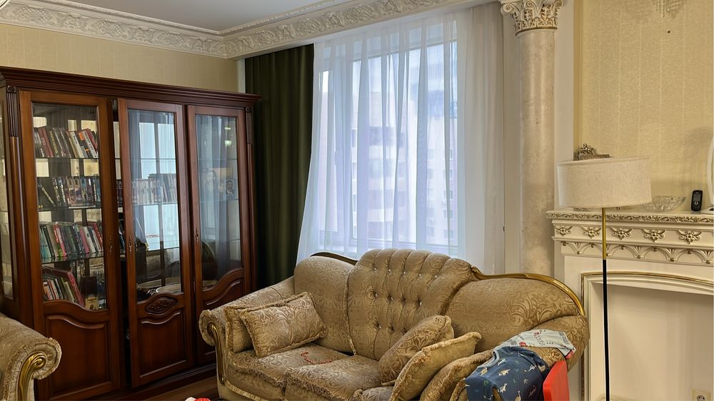 Продам мягкий уголоук, Италия