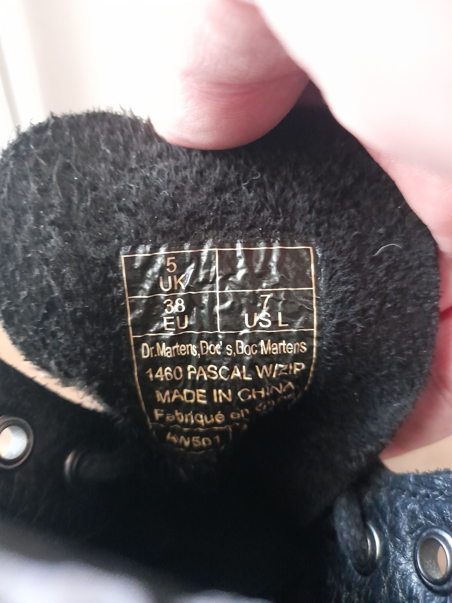 Dr. martens дамски обувки 38 номер.