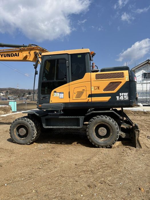 Экскаватор Хюндай 145